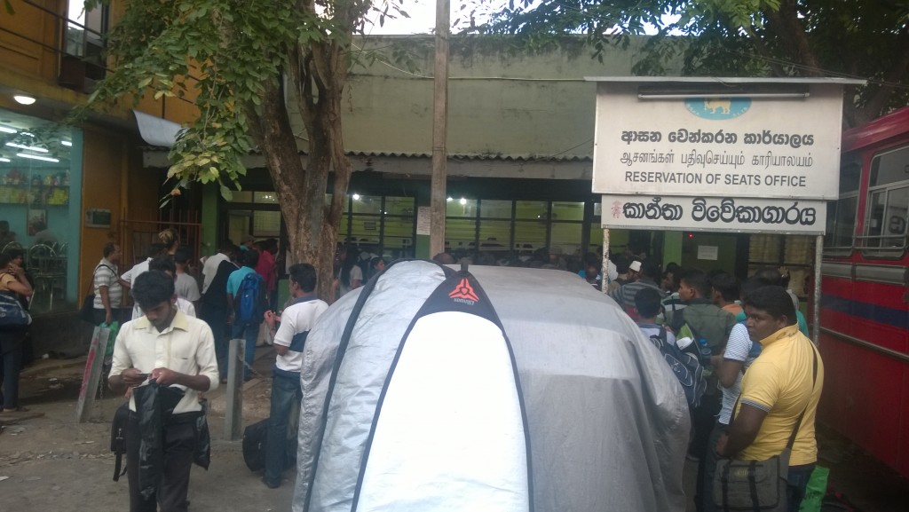 Crowd on the Main bus station in Colombo, Sri Lanka