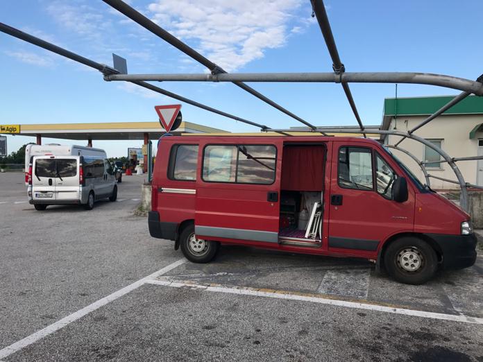 Travel van, vehicle and house on wheels