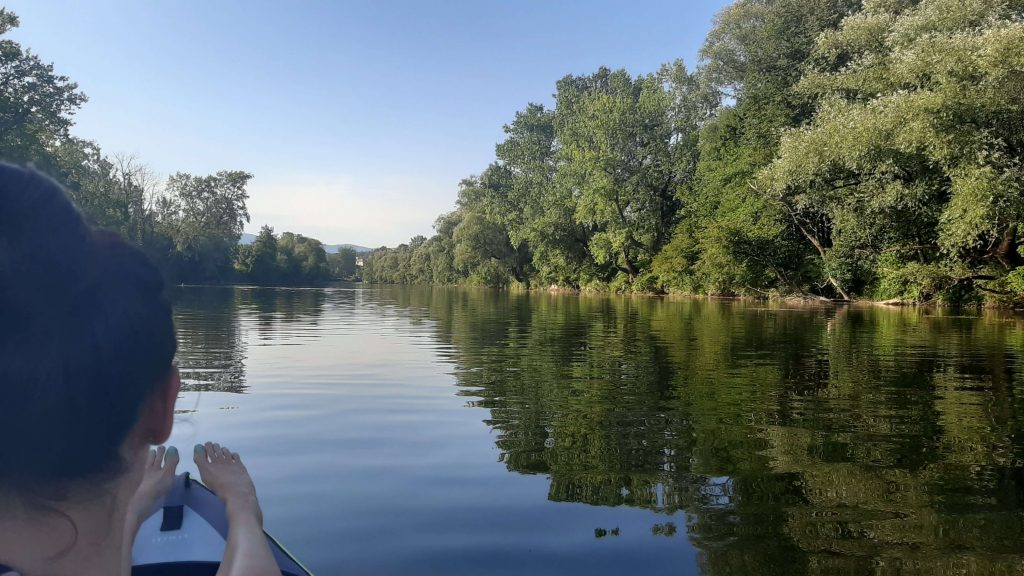 Kayaking_river_Kolpa